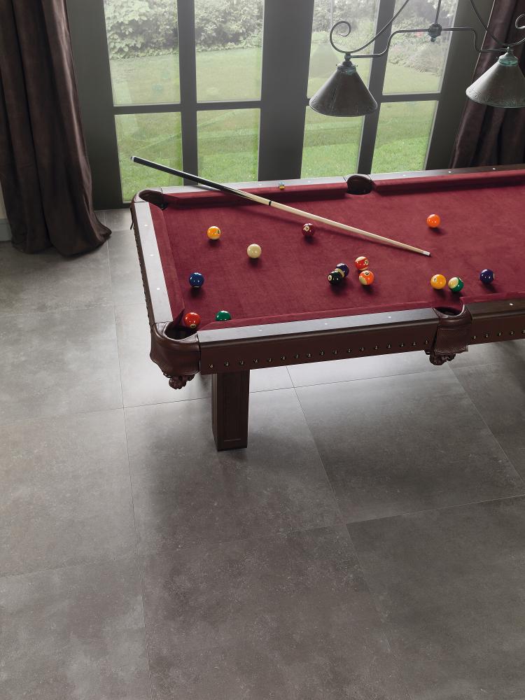 Bluestone Silver 59.6 x 59.6 setting